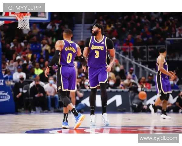 2013年湖人与活塞激战回顾：经典对决与篮球传奇的交汇时刻